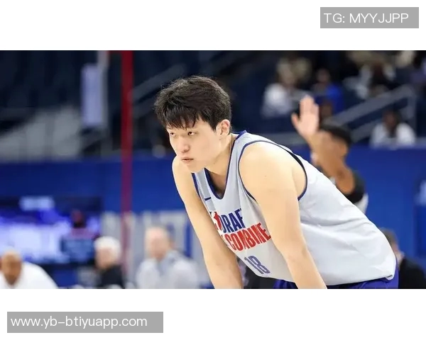 马卢阿奇生涯首秀表现亮眼4分钟内罚球1分并送出1次盖帽 马卢阿奇生涯首秀表现亮眼4分钟内罚球1分并送出1次盖帽